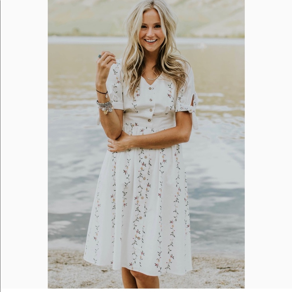 Roolee Floral midi dress